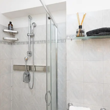 La Casa Di Ninni - Spanish Steps Apartment Rome